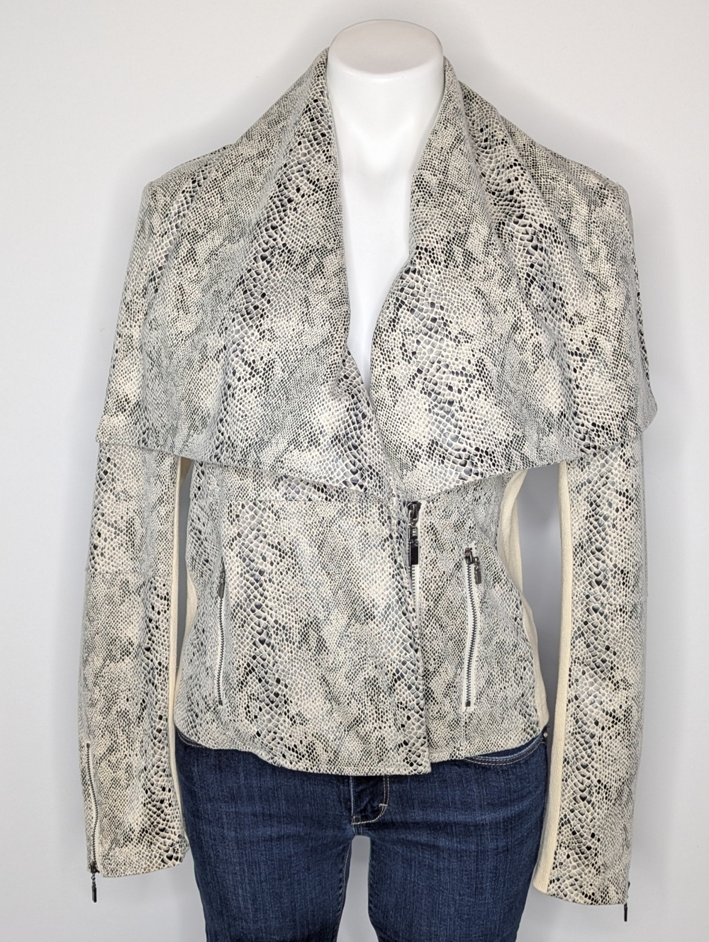 NWT See And Be Seen Cream Black Snakeprint Knit Side Moto Jacket L